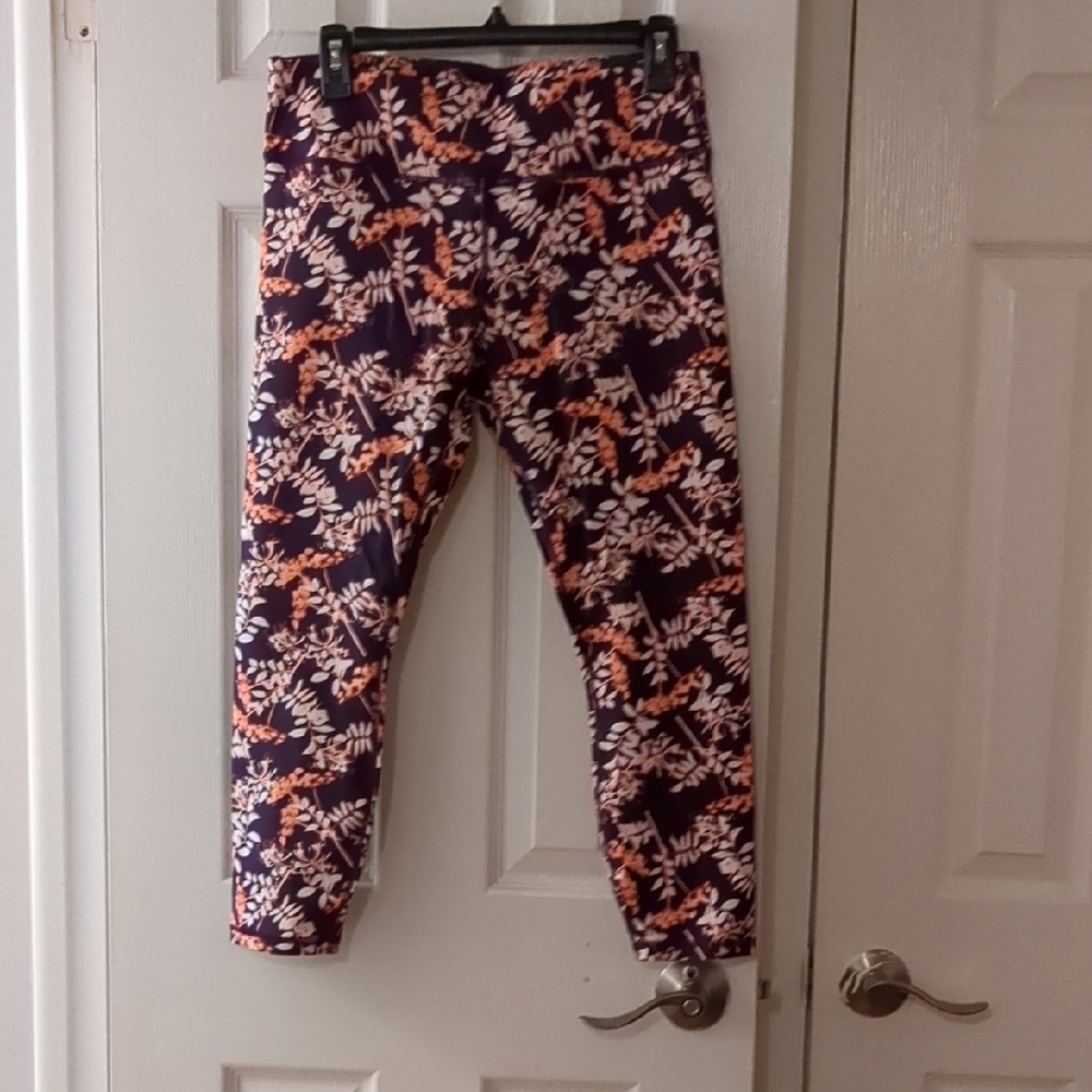 Fabletics Orange and Purple Leggings Stretchy Ankle-Length